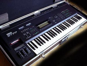 Yamaha SY77 Music Synthesizer